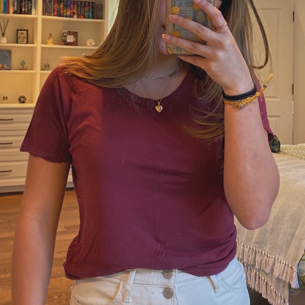 brandy melville burgundy tshirt